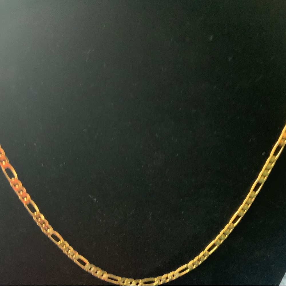 Brand new 24k gold over silver. Classic Figaro Chain Necklace. Bloomingdale’s - Picture 4 of 6